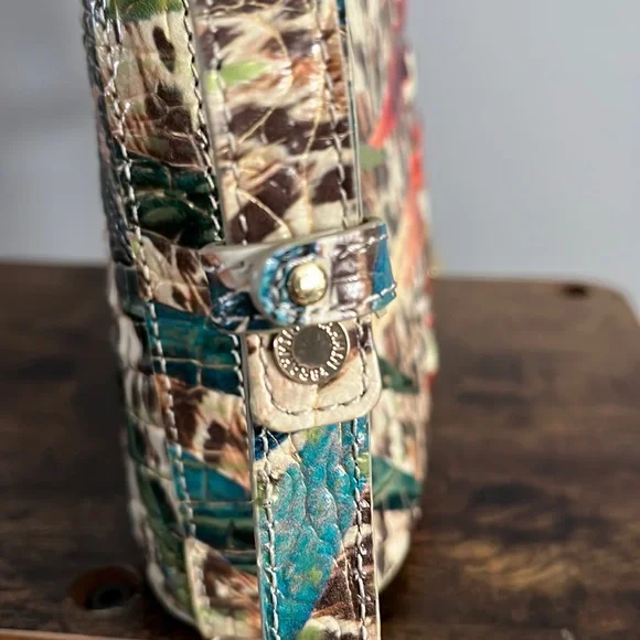 Brahmin tropical leaves - Picture 5 of 11